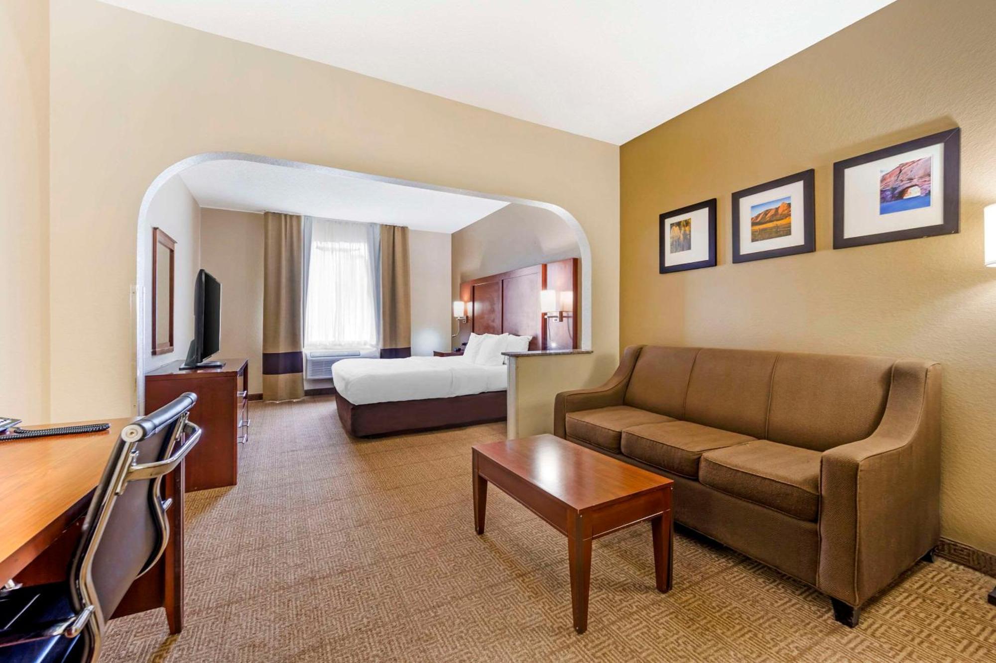Comfort Hotel Castle Rock